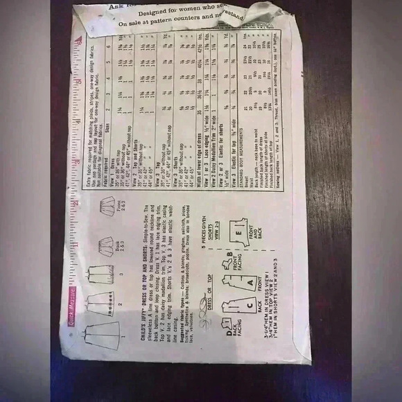 Vintage simplicity children’s play clothes pattern - Picture 2 of 2